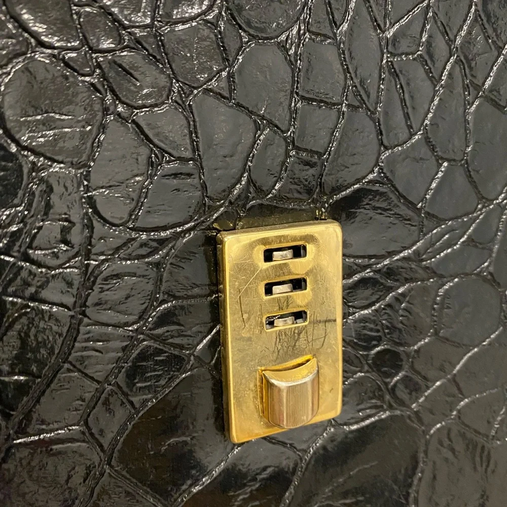 Black 1980’s Vintage anima embossed leather portfolio/briefcase/laptop case - Picture 6 of 6